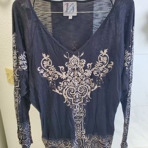 Size L Vanilla Sugar.  Black & cream. With beautiful silver  embellishments. 30$